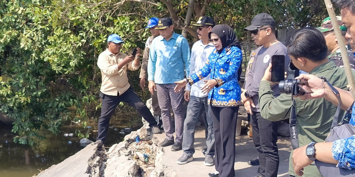 Disidak Wabup Mimik Idayana, Jembatan Ambruk Tambakcemandi Dibangun Akhir Oktober