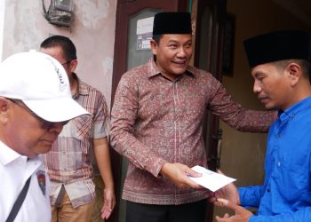 Bupati Subandi Serahkan Santunan Rp 10 Juta Untuk Korban Tragedi Pondok Al Khoziny