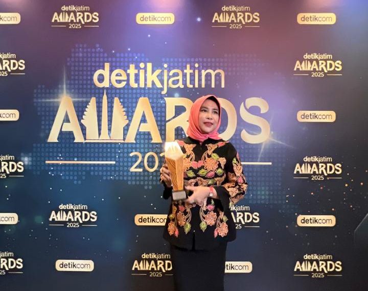 Wabup Sidoarjo Mimik Idayana Raih Penghargaan Pemberdayaan Ekonomi dan Solidaritas Sosial