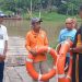 Antisipasi Cuaca Ekstrem, Kapolsek Balongbendo Cek Keamanan Penyeberangan Tambangan Perahu