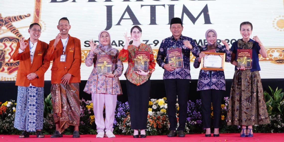 Bupati Subandi Kukuhkan Pengurus Dekranasda Sidoarjo