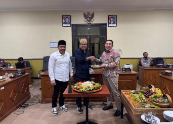 Refleksi dan Tasykuran Gelar Pahlawan Nasional di DPRD Kabupaten Sidoarjo, Guru Bangsa dan Pejuang