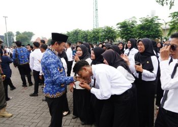 Bupati Subandi Serahkan SK 3.862 PPPK Paruh Waktu