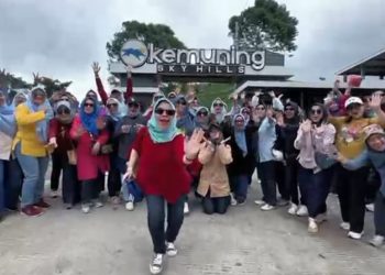 Plesiran DWP dan TP PKK Sidoarjo ke Karanganyar Disorot Hamburkan Uang Rakyat