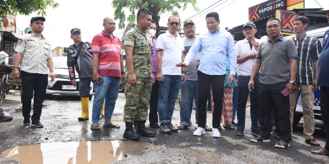 Bupati Subandi Sidak Jalan Rusak di Bluru Kidul, Pastikan Betonisasi 1,6 Km Usai Lebaran 2026