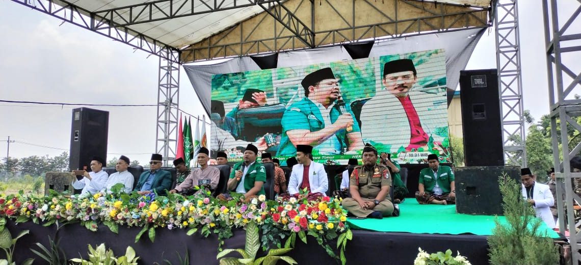 Kapolsek Krian Hadiri Heroik Santri dan Parade Lalaran Nadhom Alfiyah di Ponpes Al Amanah Junwangi