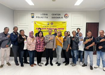 Humas Polresta Sidoarjo Ajak Media dan Mahasiswa Jaga Kondusifitas Jelang Natal dan Tahun Baru