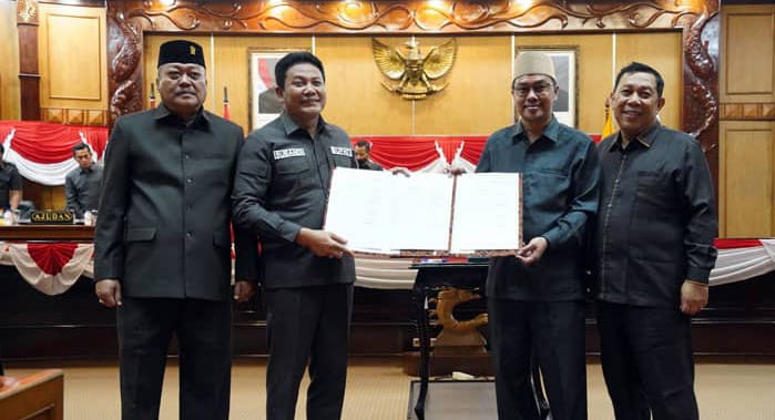 DPRD dan Bupati Sidoarjo Sahkan Perda APBD 2026 Rp 5,7 Triliun
