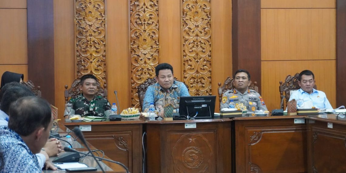 Lebih Membela Pengembang Mutiara City Realisasikan Jalan Integrasi, Bupati Subandi Dituding Masuk Angin