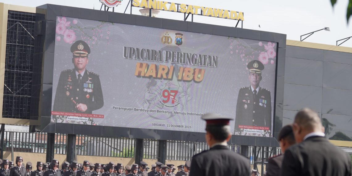 Polresta Sidoarjo Gelar Upacara Hari Ibu Ke-97