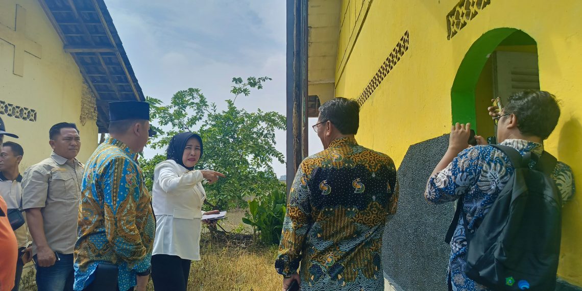 Wabup Mimik Idayana Perintahkan BPBD dan Baznas Tangani Cepat Rumah Warga Terdampak Angin Puting Beliung di Kedungsugo