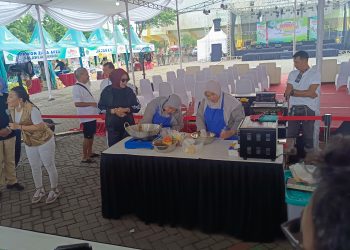 Buka Festival Bandeng dan Udang 2025, Wabup Mimik﻿﻿ Idayana﻿﻿ Dorong UMKM dan Lestarikan Tradisi