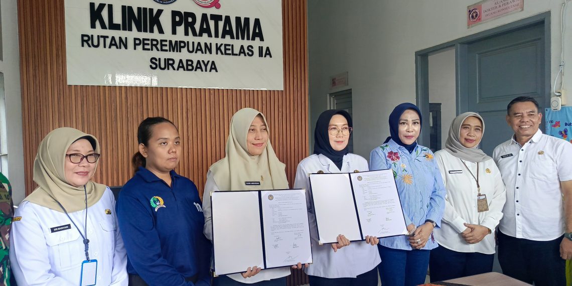 Wabup Mimik Idayana﻿ Terima Bayi 2 Minggu yang Ibunya Meninggal dan Asuh 3 Anak Napi Perempuan