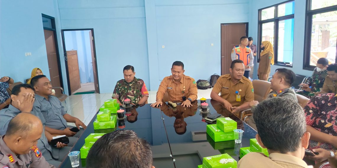 Kadishub Sidoarjo Cari Solusi Kemacetan di MINU Jenggolo dan SDN Pucang Akibat Drop Zone Sekolah