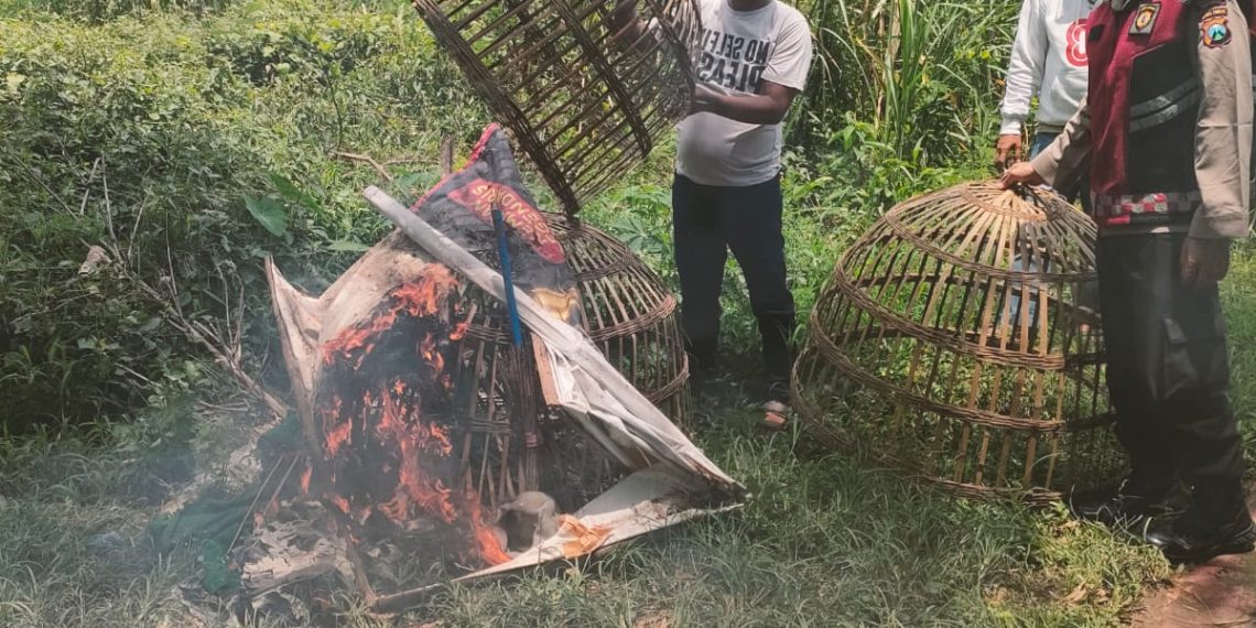 Polsek Prambon Bubarkan Dugaan Arena Judi Sabung Ayam di Desa Simpang dan Desa Jatikalang