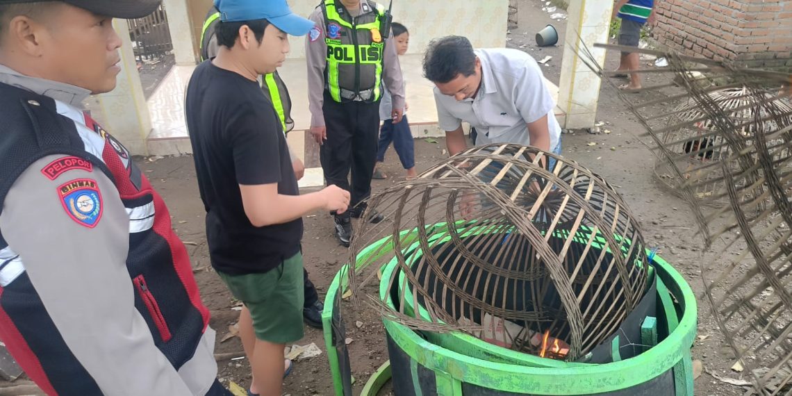 Polsek Balongbendo Datangi Lokasi Sabung Ayam di Desa Kemangsen