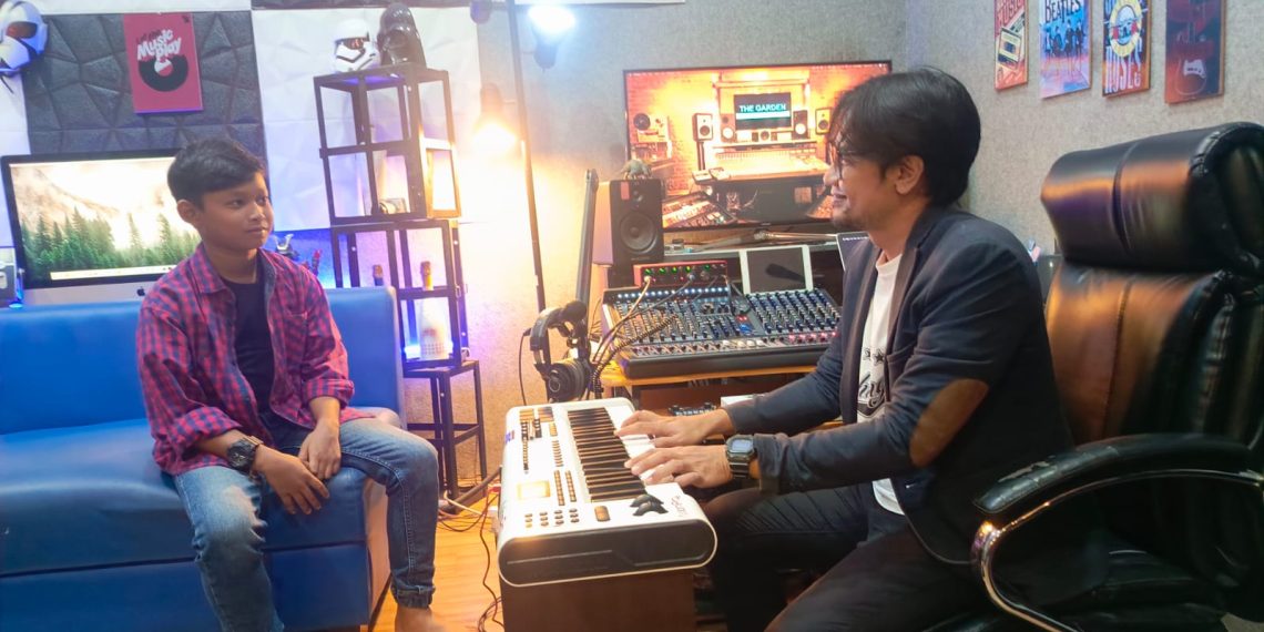 Bismo Daru﻿ Jatmiko, Artis Muda Sidoarjo Luncurkan Album Pop “Pasti Bisa”