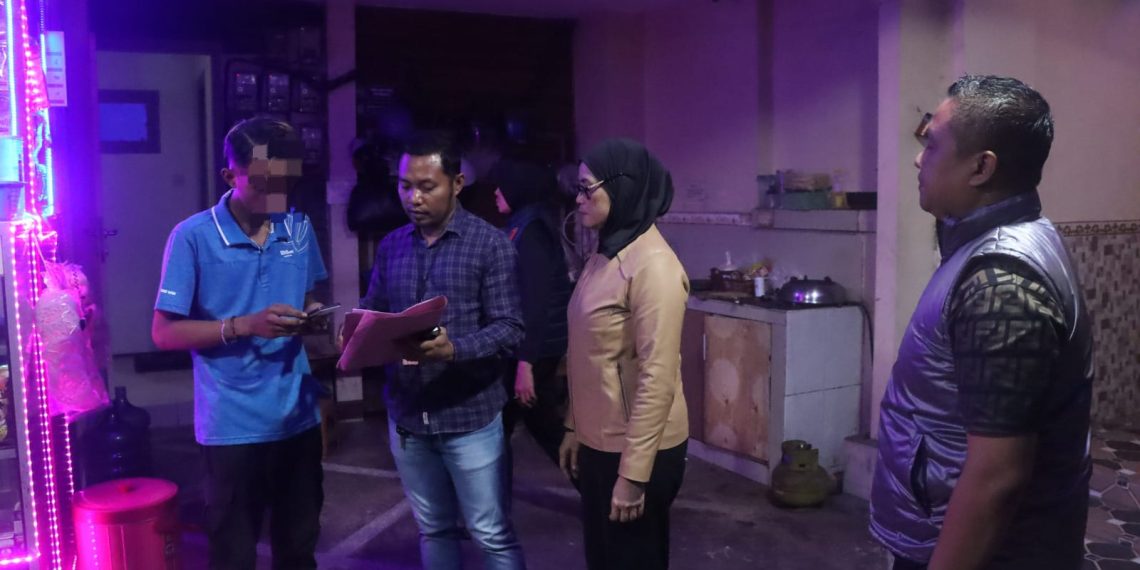 Satuan PPA dan PPO Bersama Polwan Presisi Jenggala Patroli Tempat Hiburan dan Penginapan