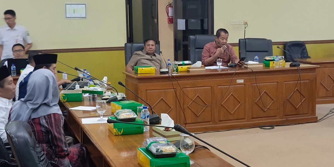 Komisi C DPRD Sidoarjo Hearing UKPBJ, Minta Lelang Proyek Dilakukan Serentak
