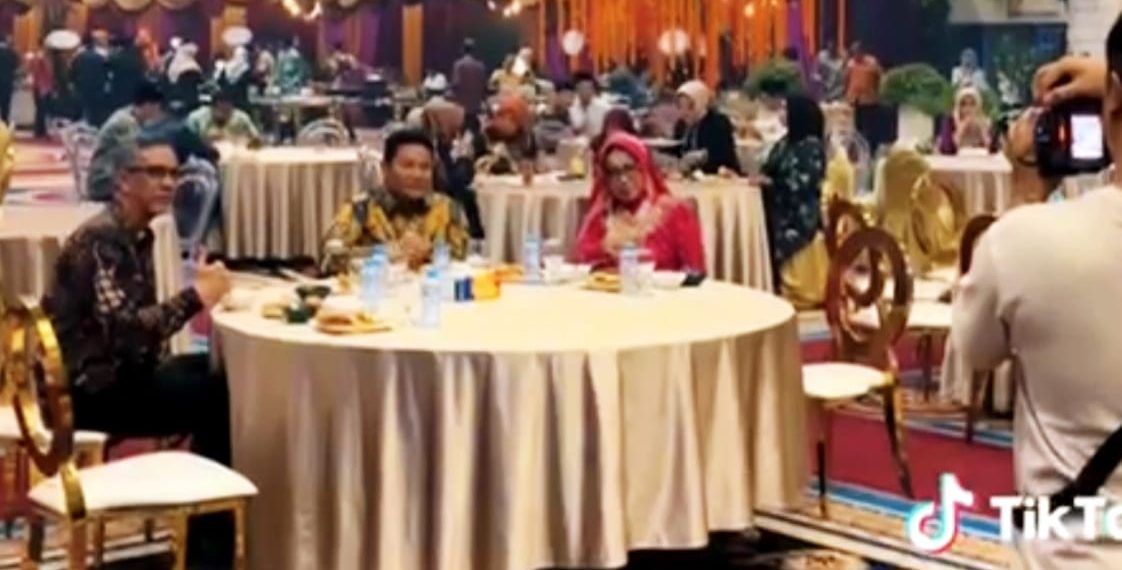 Bupati Subandi Ikut Hadir Rakor di Graha Unesa, Malah Tegur Sekda Fenny
