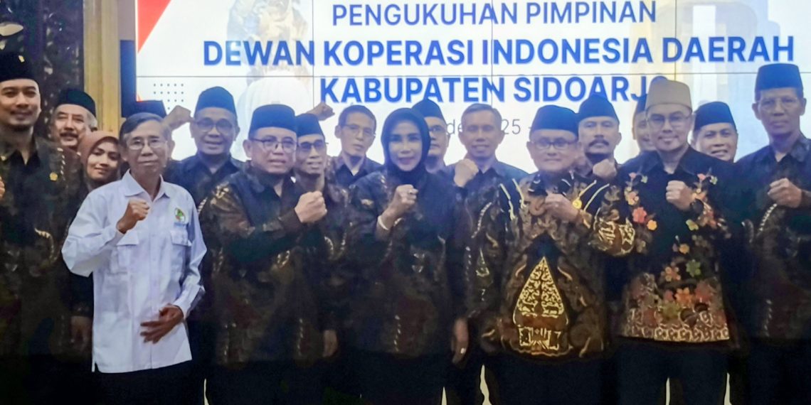 Wabup Mimik Idayana Hadiri Pengukuhan Pengurus Dekopinda Sidoarjo 2025–2030 Pimpinan Bambang Pujianto