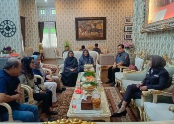 Wabup Mimik Idayana Terima Silaturahmi Halal Bihalal Komisioner Bawaslu Sidoarjo