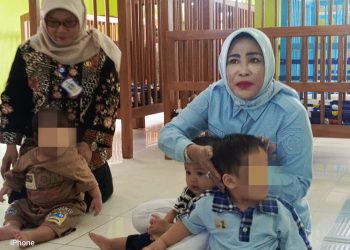 Wabup Mimik Idayana Menangis Peluk Anak-Anak Tanpa Dosa di UPT PPSA Balita Sidoarjo