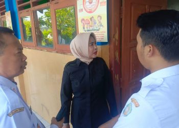 Sidak Kerusakan SDN Putat Tanggulangin Cukup Parah, Wabup Mimik Idayana Langsung Perintahkan Renovasi Total Gunakan Dana Banpres