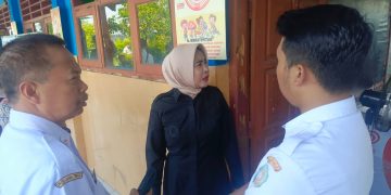 Sidak Kerusakan SDN Putat Tanggulangin Cukup Parah, Wabup Mimik Idayana Langsung Perintahkan Renovasi Total Gunakan Dana Banpres