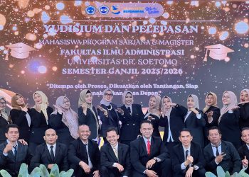 Ikuti Yudisium Unitomo 2026, Wabup Sidoarjo Mimik Idayana Raih Gelar Sarjana Administrasi Publik (S.A.P)