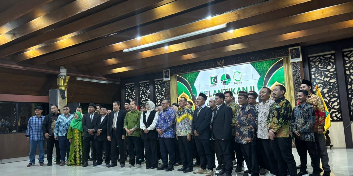 Pelantikan MD KAHMI Sidoarjo 2025-2030, Wabup Mimik Idayana Ajak Alumni HMI jadi Mitra Pemkab Wujudkan Pembangunan Berkualitas