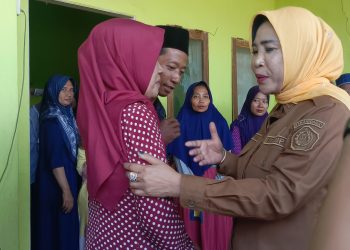 Wabup Sidoarjo Mimik Idayana Takziah Balita Gibran, Minta Pengawasan Anak Tinggal di Sekitar Sungai Diperketat