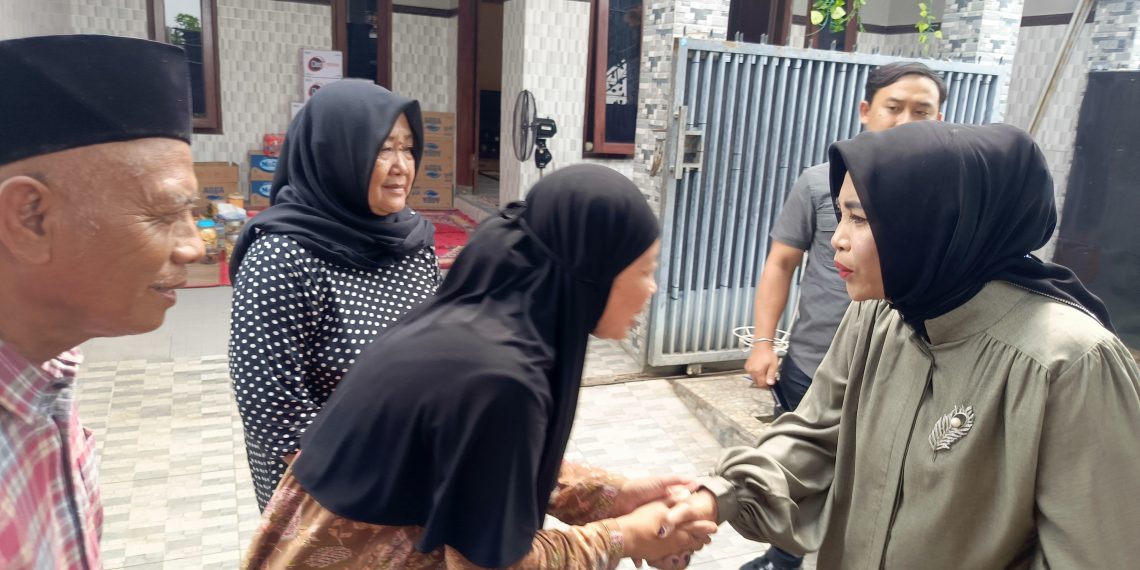 Wabup Mimik Idayana﻿﻿, SAP Takziah M Saiful﻿ Anas, Petugas Satpol PP Jaga Rumdis