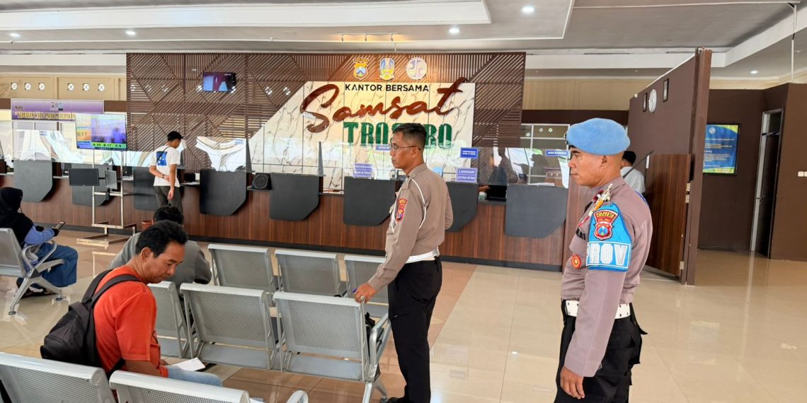 Polresta Sidoarjo Intensifkan Patroli, Cegah Praktik Calo di Kantor Samsat