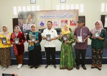 KGPS Gandeng PWI Sidoarjo Luncurkan Buku Antologi Puisi Perempuan Pencerah Hati