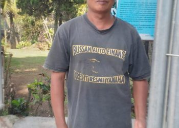 Polsus BPK Trowulan Buka Gembok Pintu Petirtaan Watugede