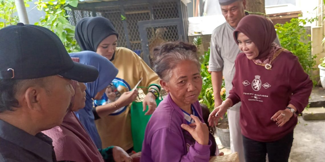 Pasutri Rahmat Muhajirin dan Wabup Mimik Kurban 7 Ekor Sapi Gemuk Dibagikan 4000 Warga Empat Desa
