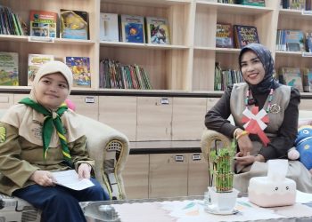 Narsum Podcast IKROM, Wakil Bupati Sidoarjo Mimik Idayana Ajak Siswa Jadi Generasi Cerdas dan Berakhlaq Mulia