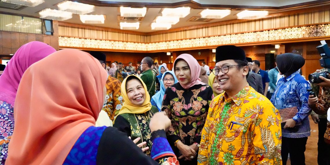 Wabup Sidoarjo Mimik Idayana Hadiri Launching dan Apresiasi Beasiswa Santri Jatim 2026, Pemprov Siapkan 1.100 Kuota