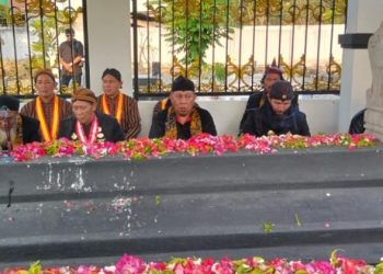 Wakil Ketua DPRD Warih Andono, SH Meriahkan Grebeg Suro Alun-alun Sidoarjo 2026