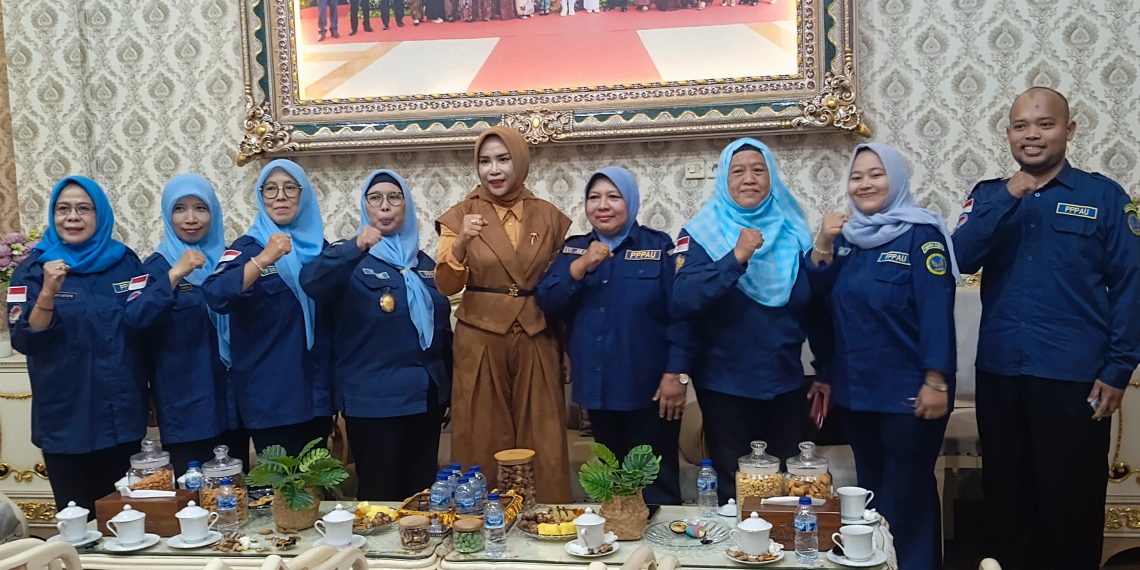 Wabup Mimik Idayana Sinergi Sosial Bersama PPPAU Lanud Muljono Jalankan Program Khitan Massal 2026