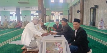 Lebih Sakral dan Masyhur, Akad Nikah di Masjid Agung Sidoarjo Kian Marak