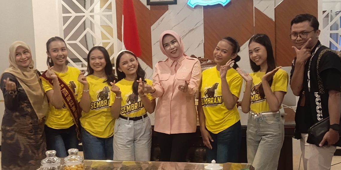 Wabup Mimik Beri Apresiasi Khusus Penari Sidoarjo Maju Pentas Nasional