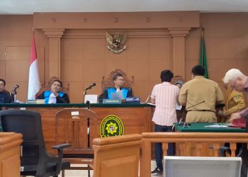 Serahkan Bukti Asli Lengkap, Penggugat Warga Mutiara Regency Yakin Menang Gugatan PTUN Lawan Tergugat Bupati Subandi