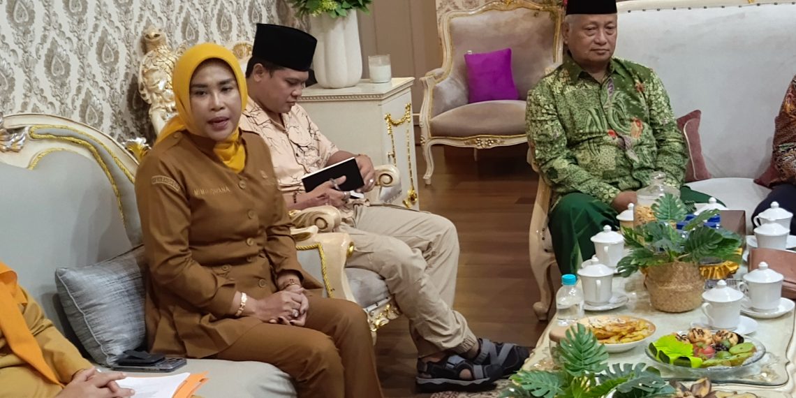 Wabup Mimik dan Ulama MUI Sepakat Batasi Peredaran Miras di Sidoarjo