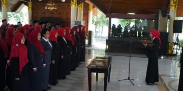 Wabup Mimik Idayana Lantik 29 Kepala Puskesmas, Tekankan Pelayanan Prima dan Penanganan HIV/AIDS