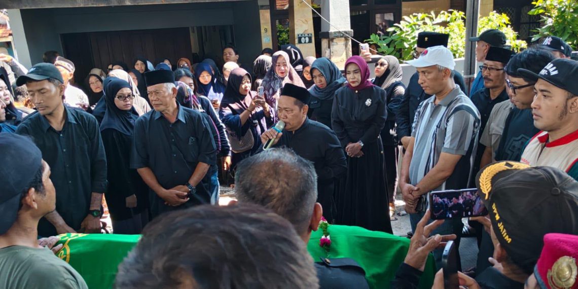 Wabup Sidoarjo Mimik Idayana Takziah Politisi Senior PDIP Bambang Riyoko