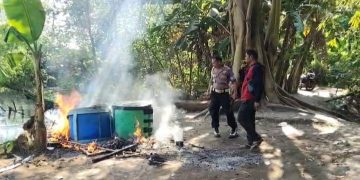 Gerak Cepat Tindak Laporan Warga, Polsek Tulangan Musnahkan Arena Sabung Ayam