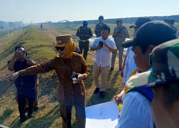 Wabup Mimik Desak PPLS Bangun Tanggul Penahan Kebocoran Lumpur dekat Rel KA dan Jalan Raya Porong Tahun 2026