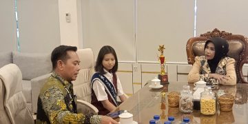 Wabup Mimik: Pemkab Tak Wajibkan Wali Murid Beli Seragam di Sekolah